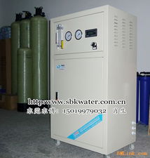 供應(yīng)去離子純水機與反滲透純水設(shè)備 小型飲水機解析